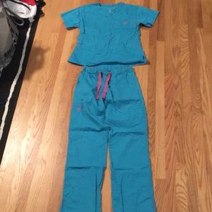 Med Couture scrub top and pants set